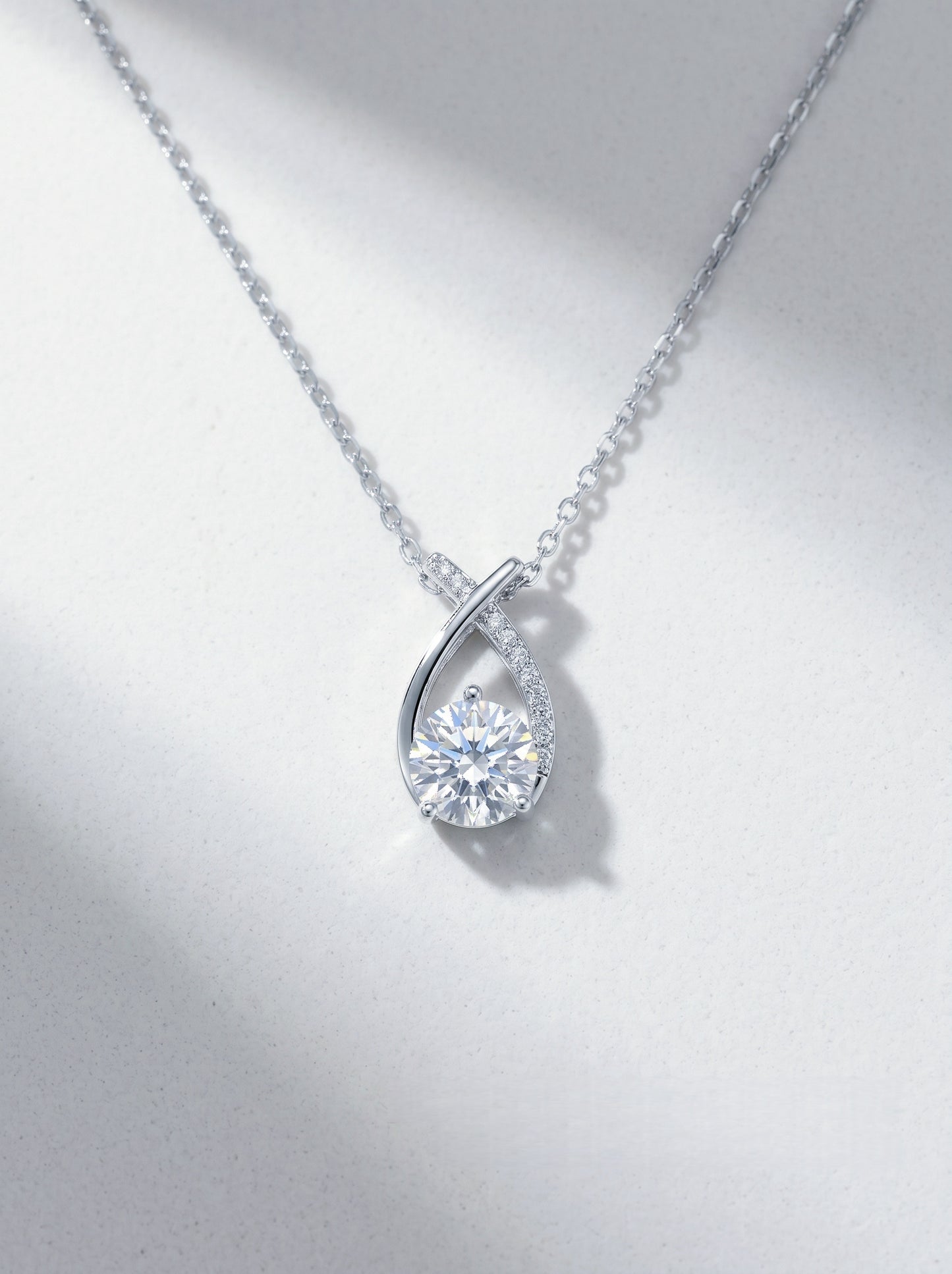 Celand 1ct Teardrop Moissanite Pendant Necklace