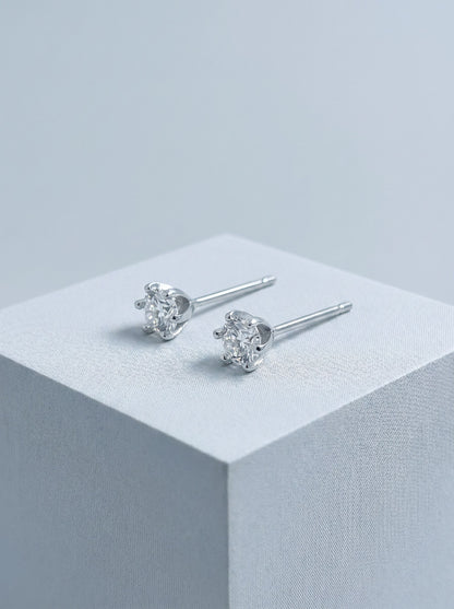 Celand 0.5ct Moissanite Stud Earrings