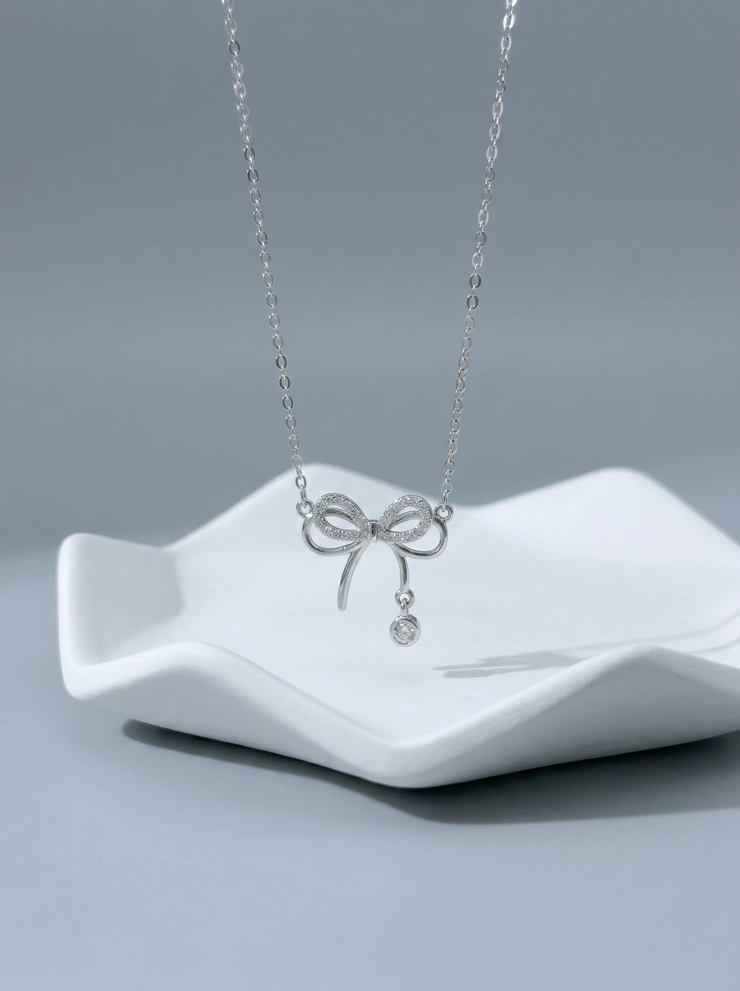 Celand Pavé Moissanite Bow Necklace