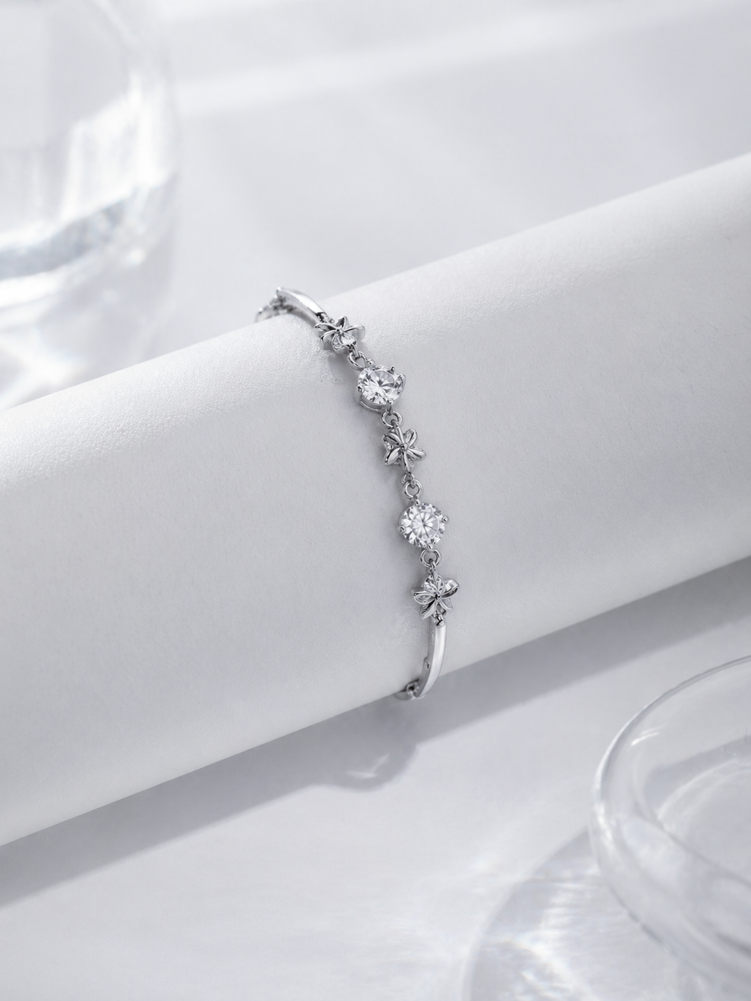 Celand 1CTW Floral Moissanite Bracelet, S925 Silver