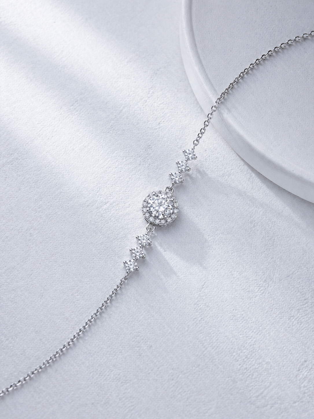 Celand 1CT Halo Moissanite Bracelet, S925 Silver