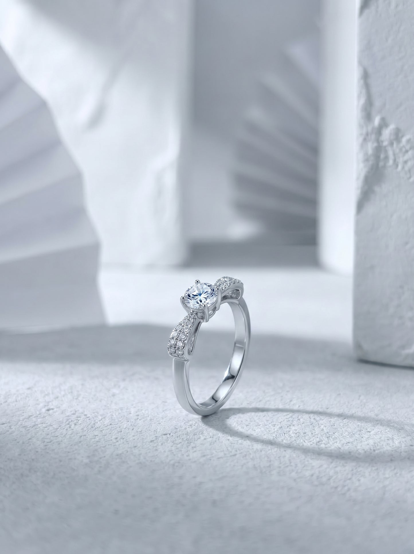 Celand 0.5ct Bow Knot Moissanite Ring