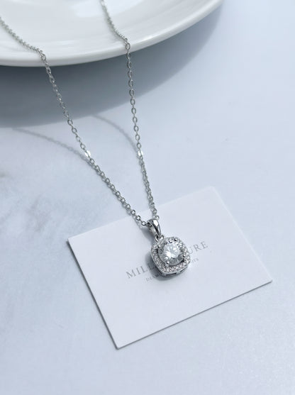 Celand 1ct Moissanite Halo Pendant Necklace