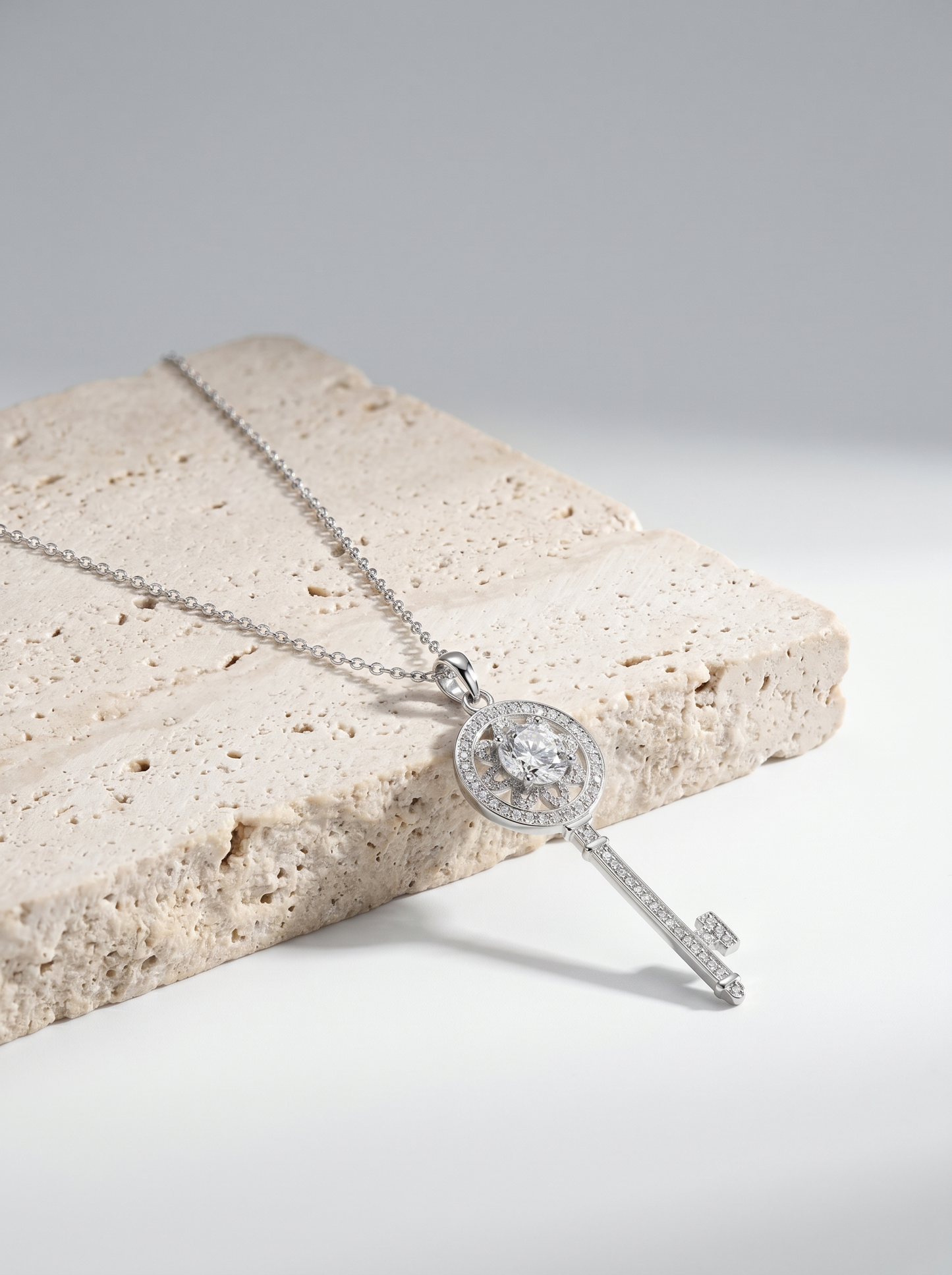 Celand 1ct Key Moissanite Necklace