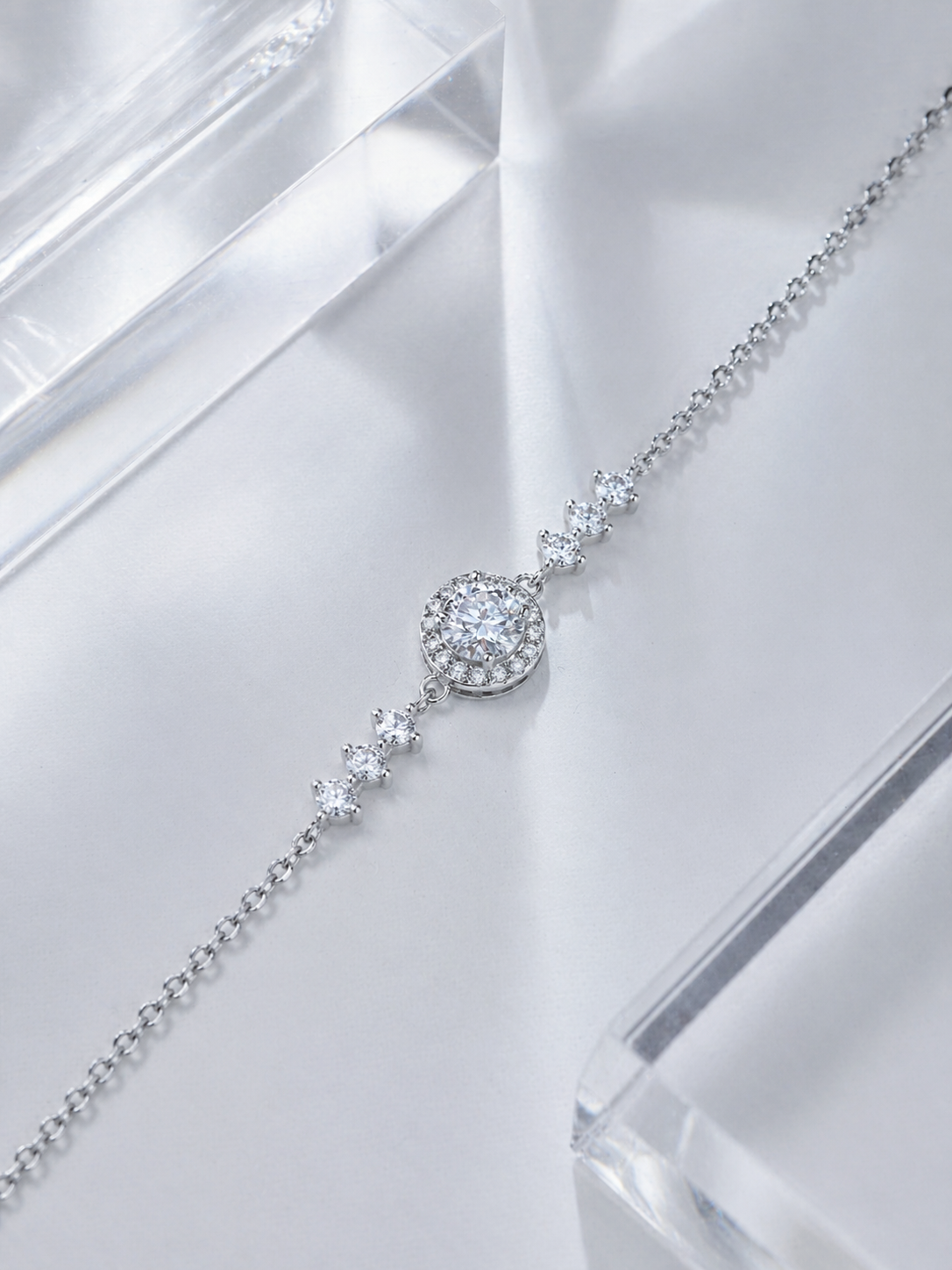 Celand 1CT Halo Moissanite Bracelet, S925 Silver