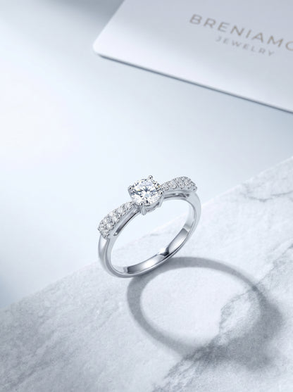 Celand 0.5ct Bow Knot Moissanite Ring