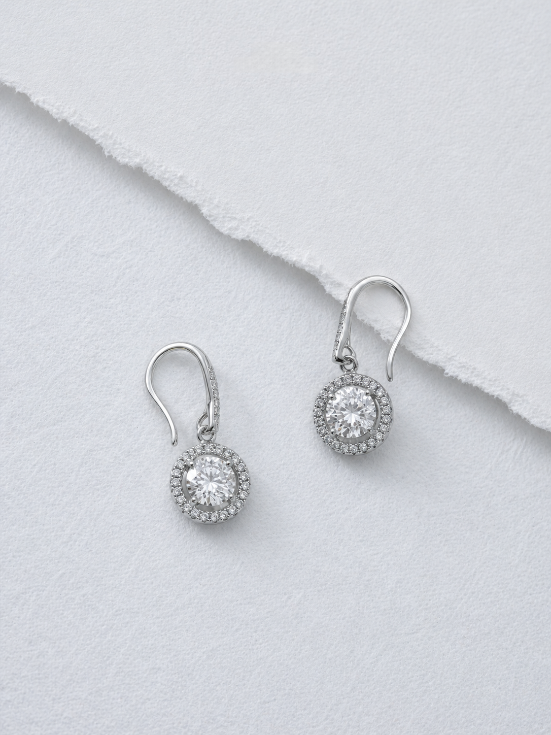 Celand 1ct Round Halo Moissanite Drop Earrings