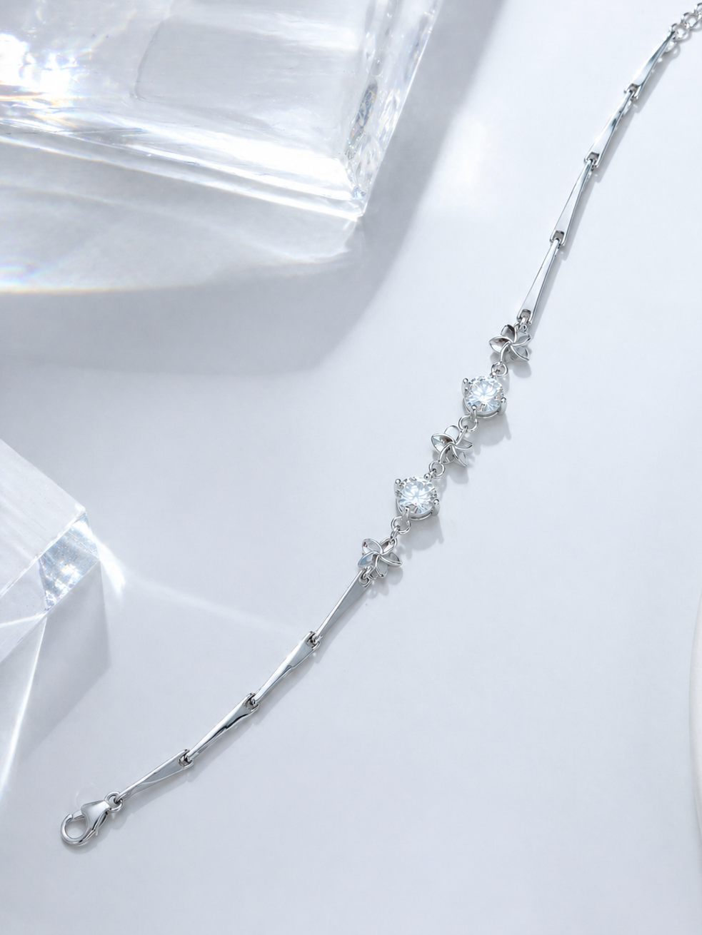 Celand 1CTW Floral Moissanite Bracelet, S925 Silver