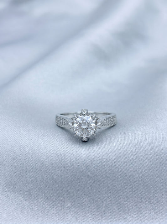 Celand 1ct Floral Moissanite Pavé Ring