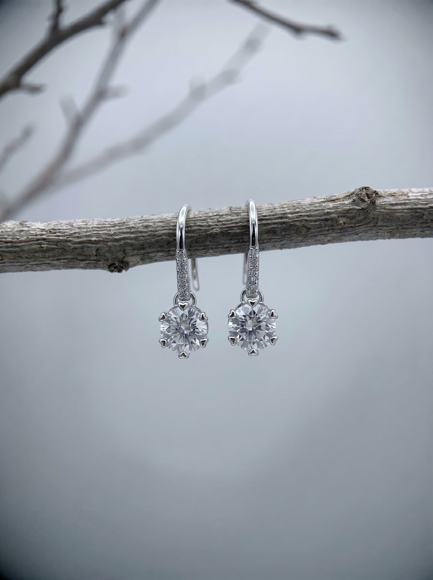 Celand 0.5ct Moissanite Huggie Drop Earrings
